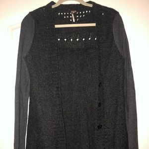 Long Free People cardigan with cute design detail